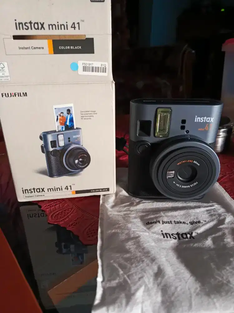 Kamera Polaroid Fujifilm Instax mini 41