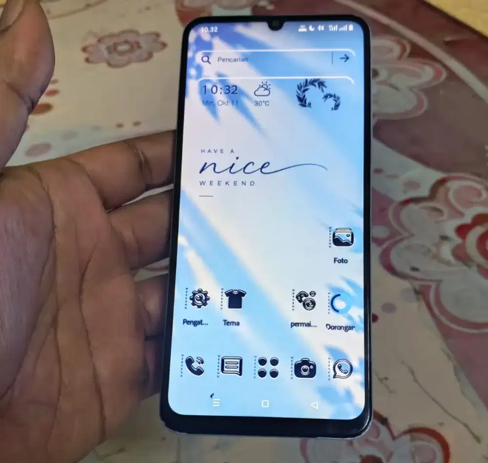 Jual realme note 50. Ram 4+8/64 kelengkapan hp  plus charger.