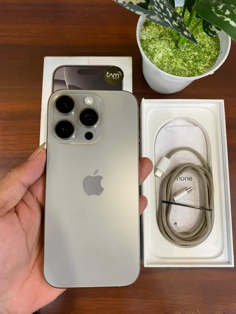 iPhone 16 Pro 256GB Natural Titanium iBoxb