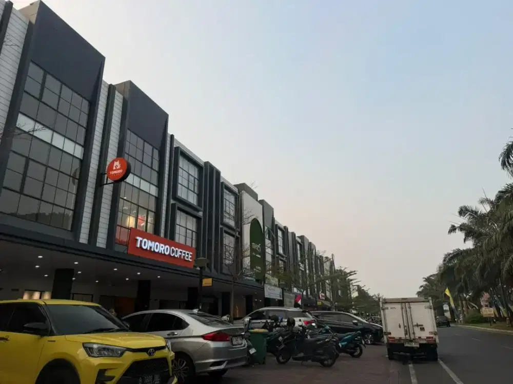 Disewakan Ruko Corner 3 Lantai Siap Digunakan Lokasi Strategis Cakung, Jakarta Timur, 007