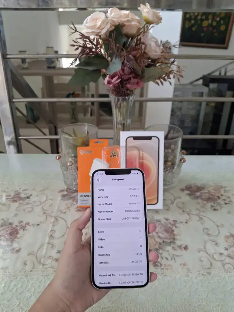 iPhone 12 basic 64