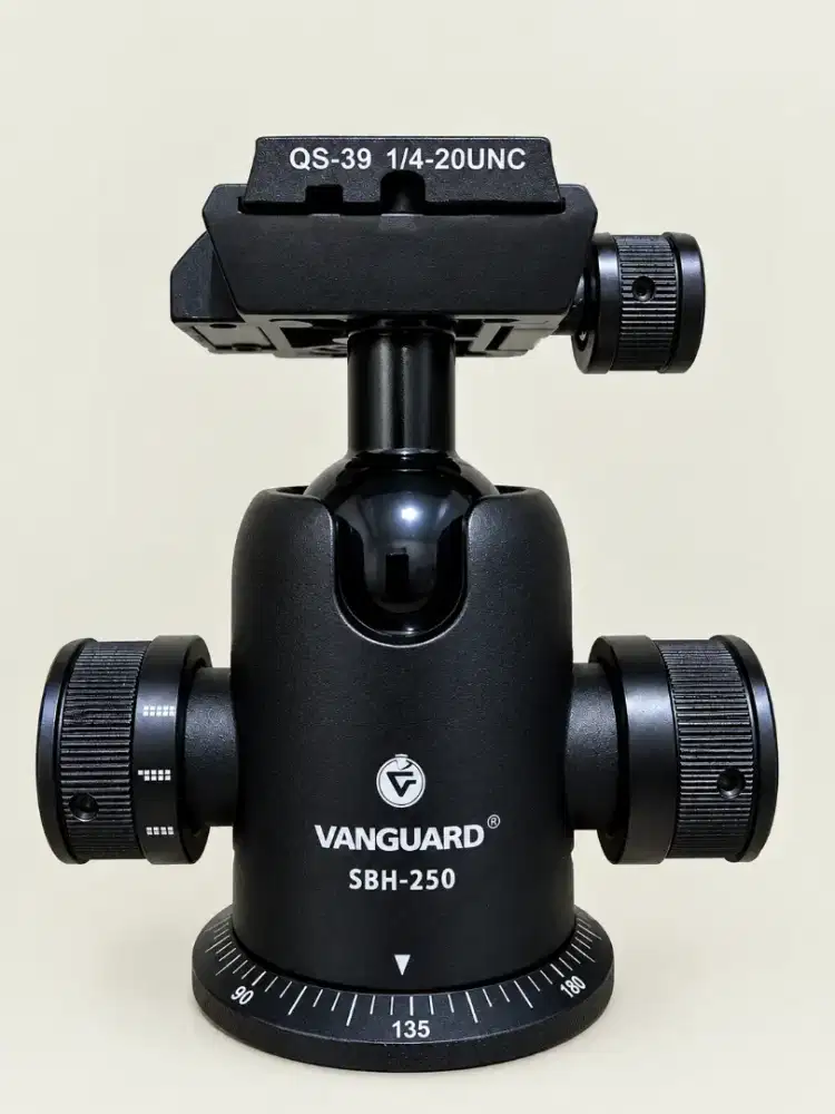 Kepala tripod (ball head) Vanguard SBH-250