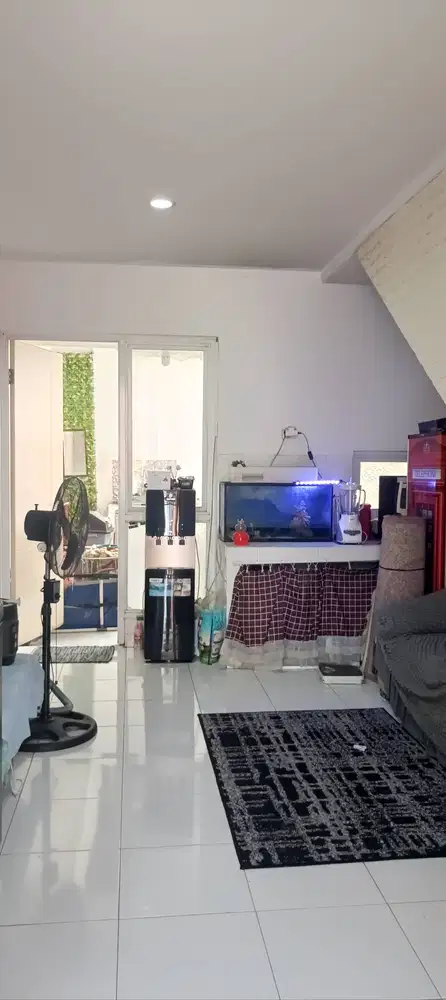 Dijual Rumah 2 Lantai Grand Batavia