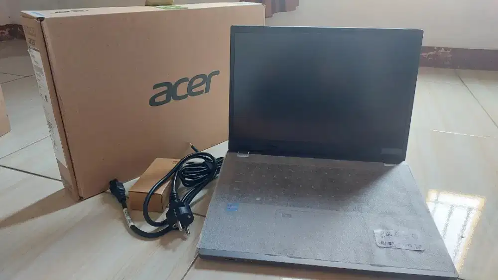 Laptop Acer Baru 100% Original + Garansi Resmi Acer