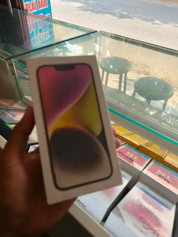 New iPhone 14 128 garansi resmi 1 tahun ibox