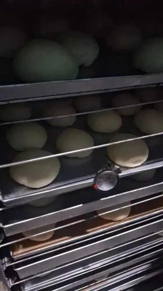 Helper Baker / Asisten Baker