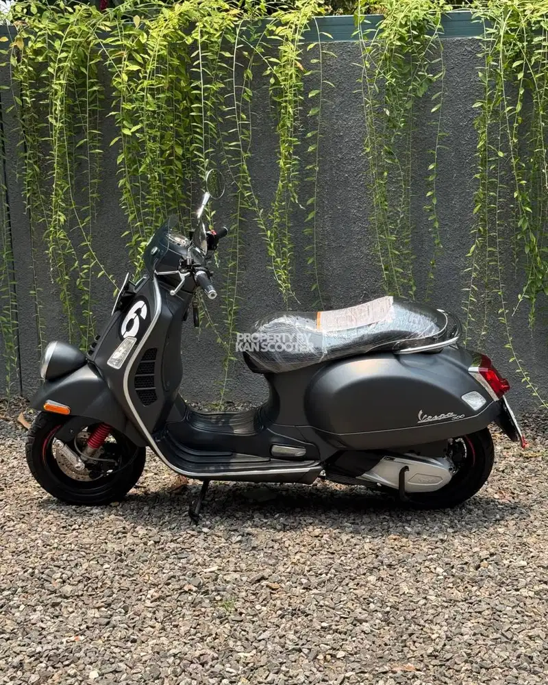 VESPA GTV SEI GIORNI II 300 HPE LIMITED EDITION 2021 NO MINUS
