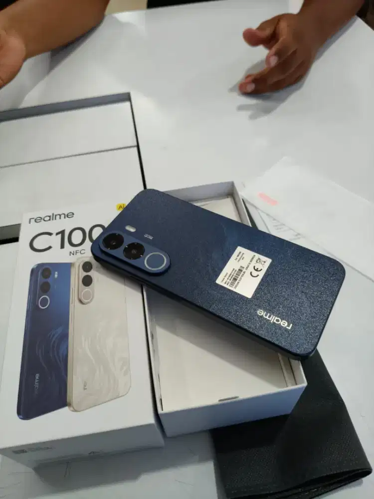 new realme c100x