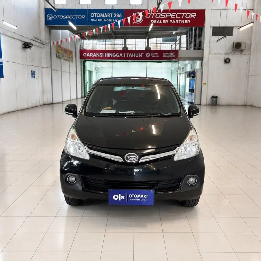 DAIHATSU 2016 XENIA R DELUXE 1.3 AT HITAM ORI OTOMART 286 KENJERAN