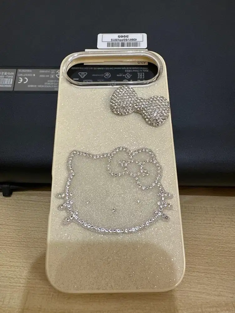 SOFTCASE PREMIUM IPHONE 17 AIR HELLOKITTY GLITTERY YELLOW