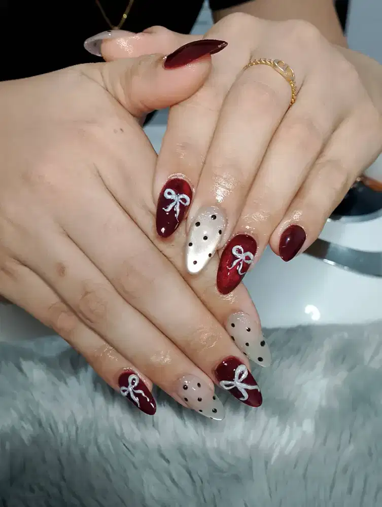 Nail Treatment And Foot Spa