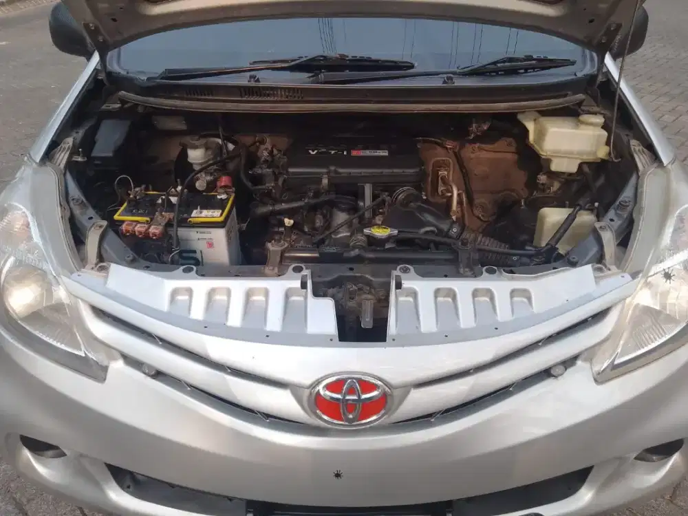 Toyota Avanza E 1.3 MANUAL tahun 2013 surat lengkap hidup siap pakai