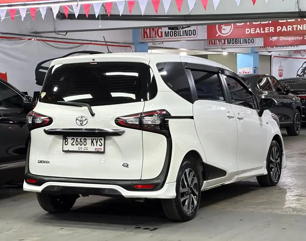 Toyota Sienta Q 1.5 Matic 2016