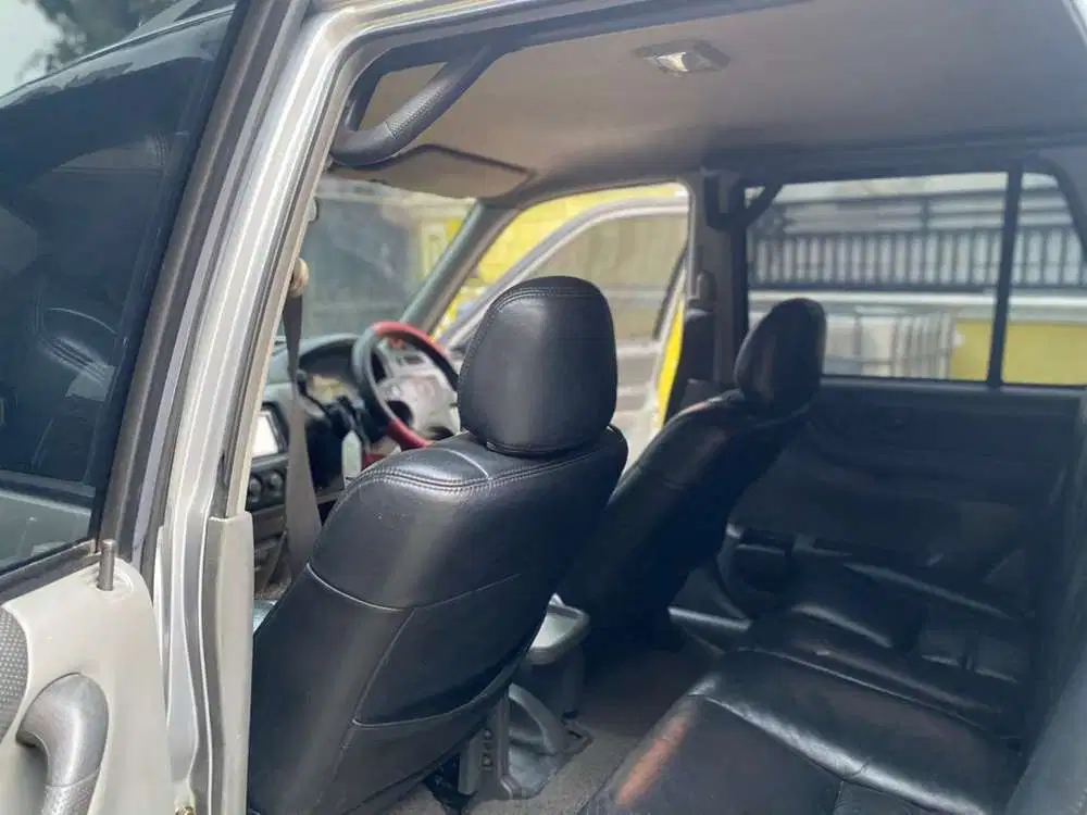 Honda CR-V 2001 Bensin