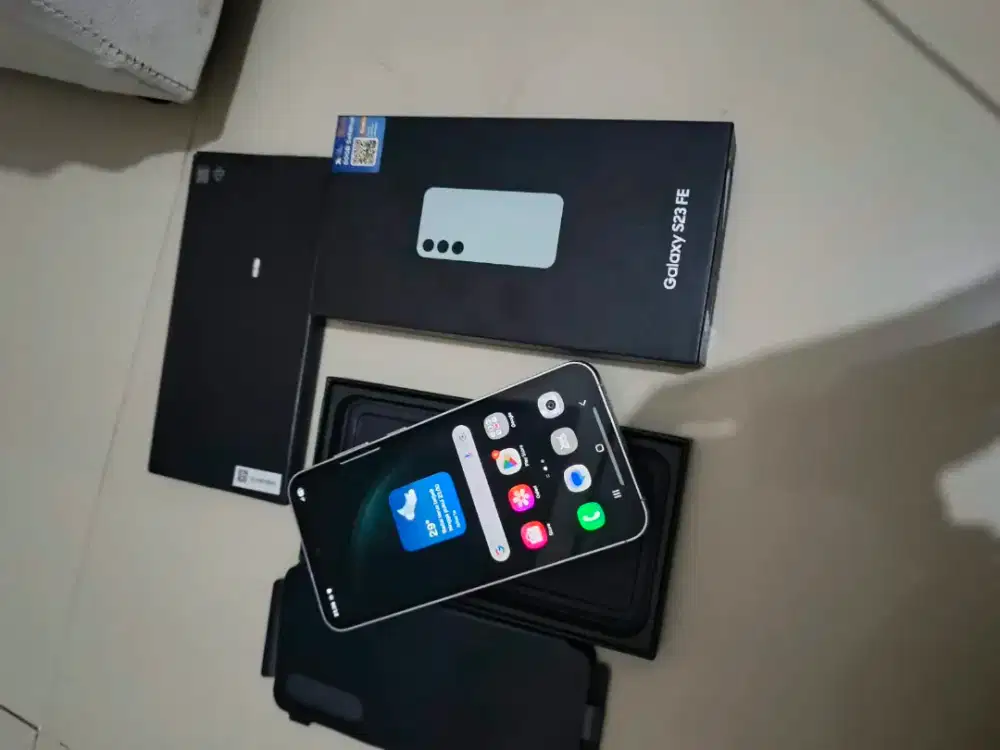 Samsung S23 fe 5G 8/128 Sein fullset mlusss 98 % , lancar jyaa no ken