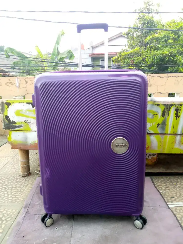 American TOURISTER by Samsonite size 30 inch