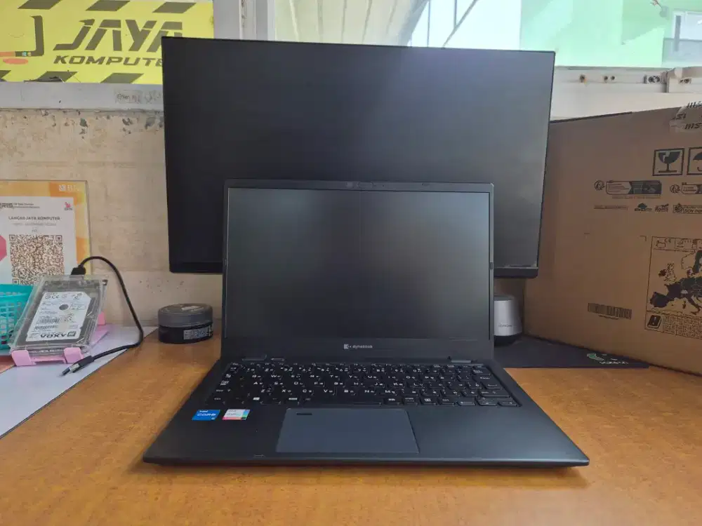 Toshiba Dynabook G83HS Tipis + Super Ringan Spek Sultan
