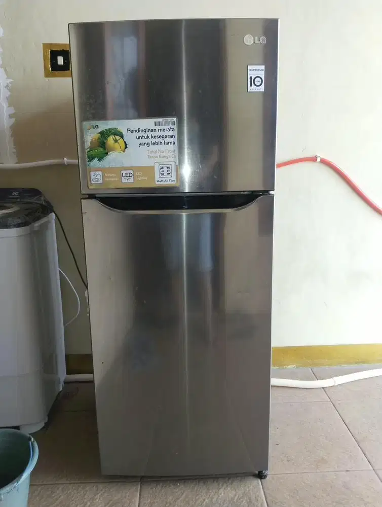KULKAS LG 2 PINTU