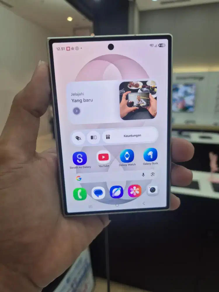 Promo Combo Paket hemat Galaxy Fold8 & Watch9 - Samsung Queen