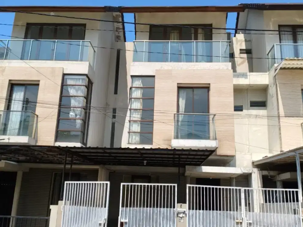 Disewakan Rumah 3 Lt  Pantai Mentari siap Huni