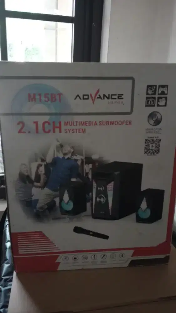 Speaker salon merk advance include mic masih baru
