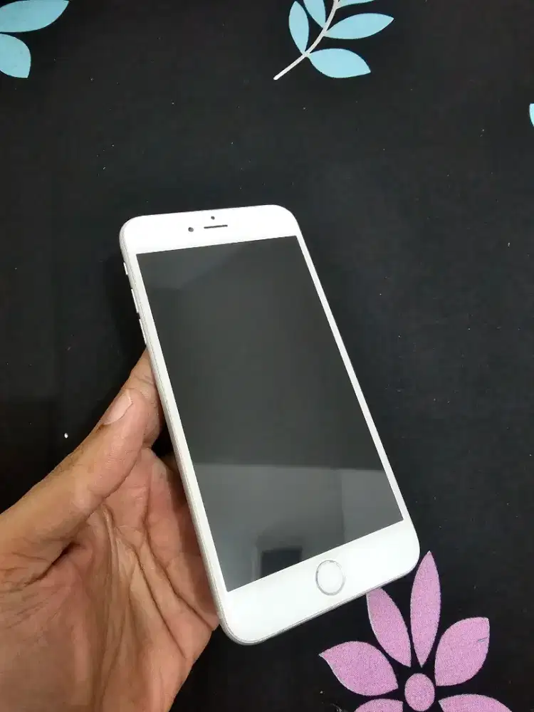 Iphone 6 plus 64 ibox HP aJA mulus normal semua