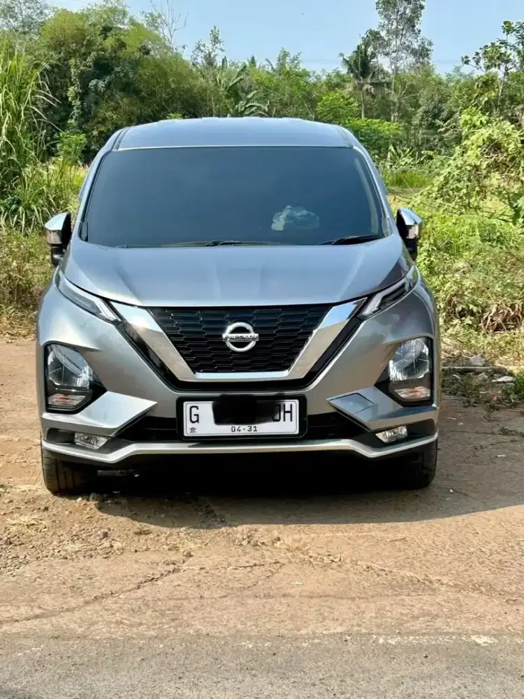 Nissan livina VL
