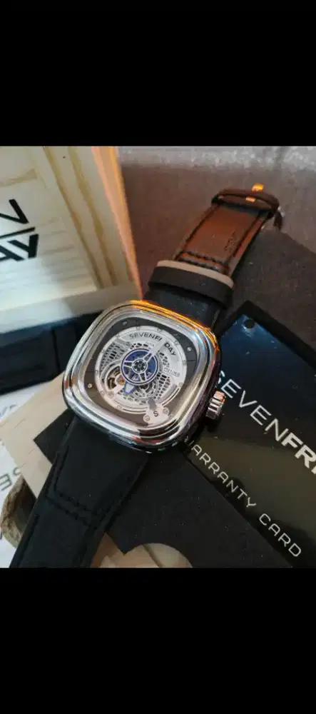 Sevenfriday Automatic NFC Aktif