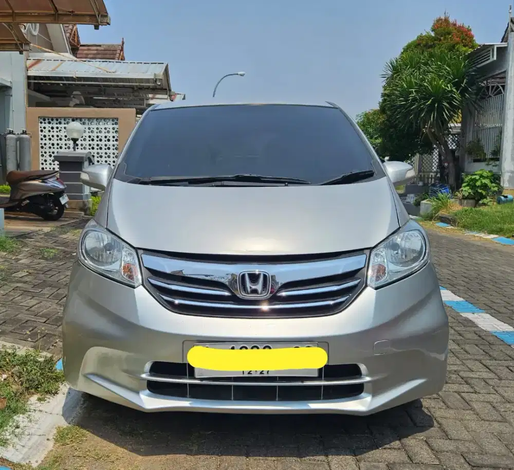 Dijual Honda Freed Tipe E PSD
