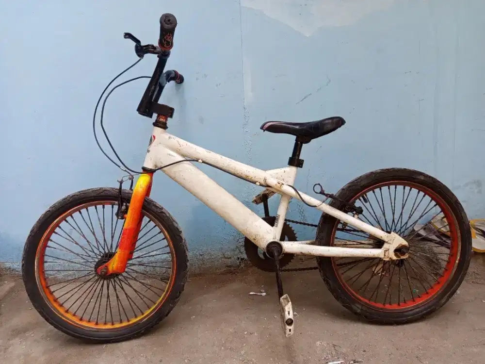 Sepedah bmx polipoenix