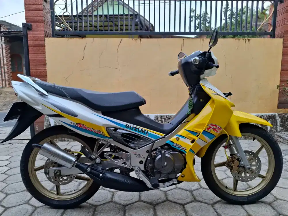 SATRIA HIU 2004