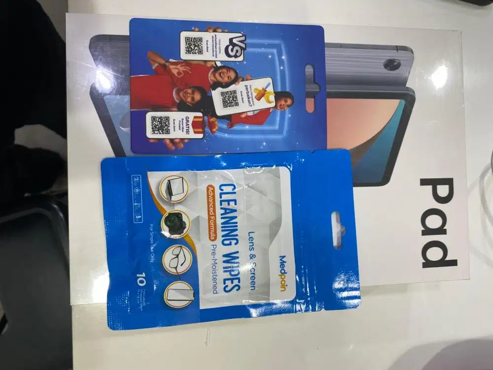 tab dengan berbagi macam meri