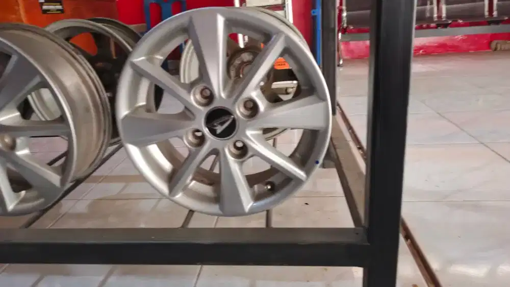 velg OEM avanza