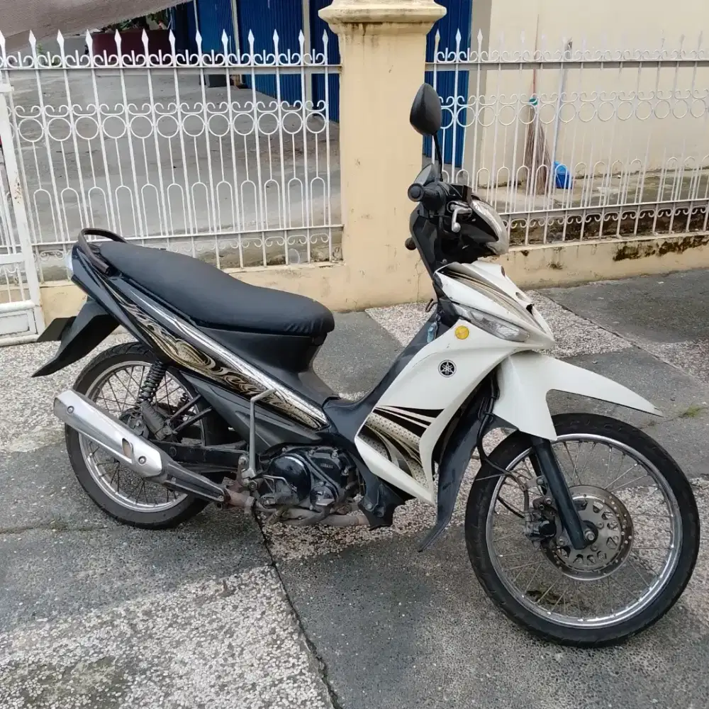 Vega ZR 2011 Putih