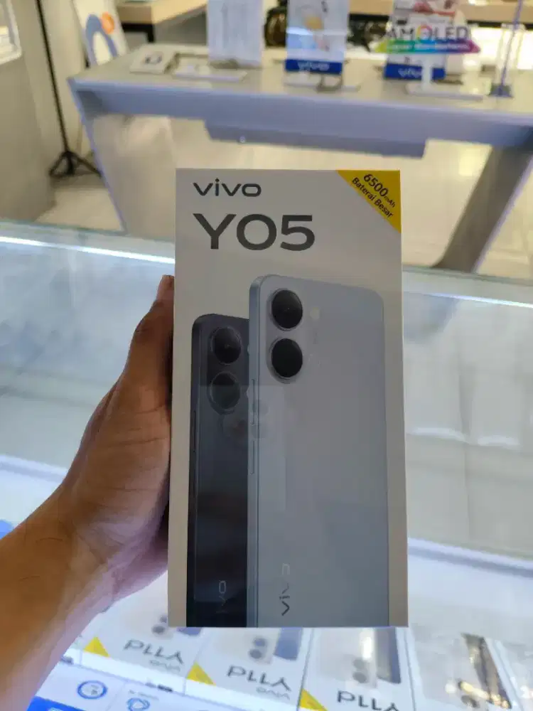 Y05 Ram 4+4 internal 128
