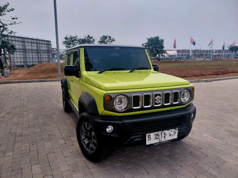 (LIKE NEW) SUZUKI JIMNY 5 DOORS 4x4 ALL GRIP TAHUN 2025