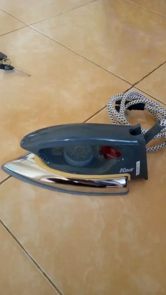 Setrika KRIS ( GAK Pernah pakai)
