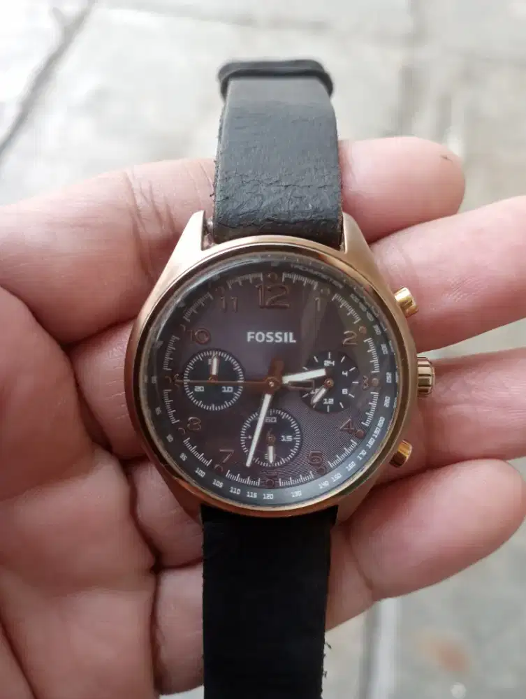 Jam tangan Fossil chronograph
