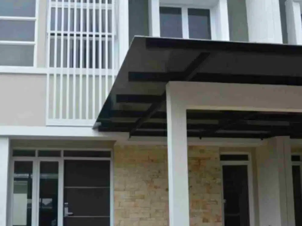Dijual Cepat Rumah bagus cantik siap.huni di met land transyogi