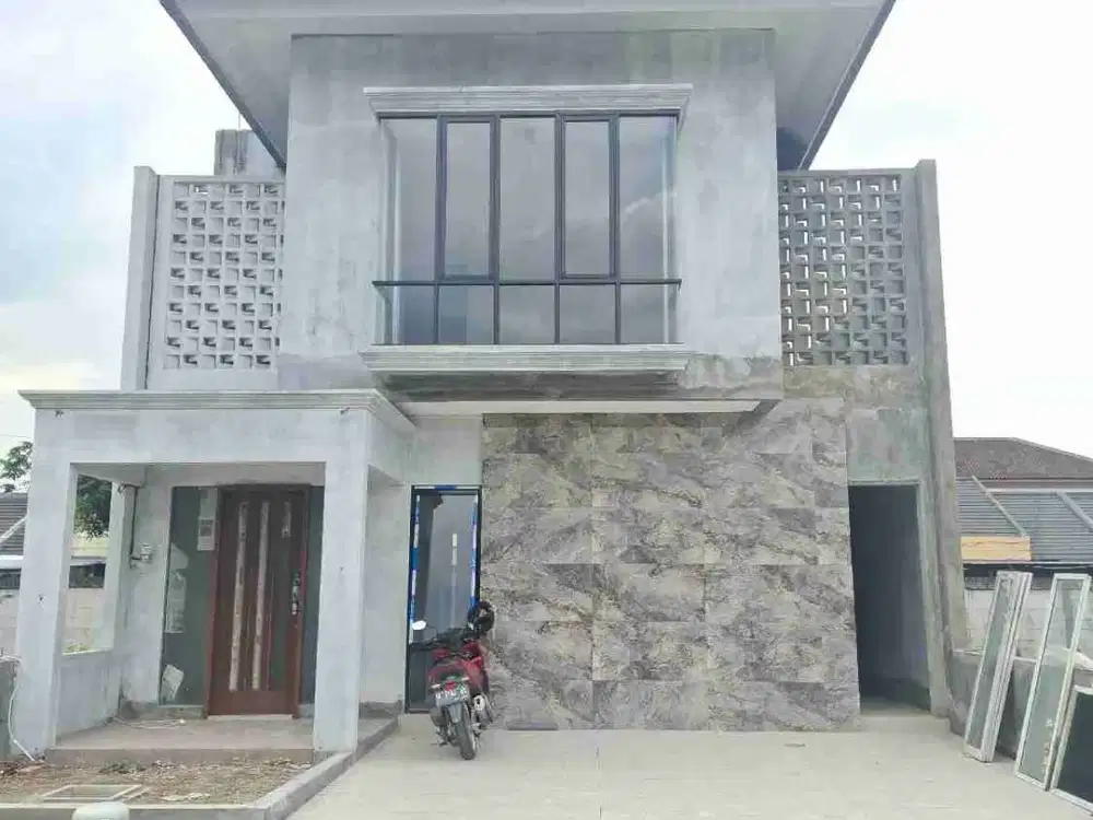 Di jual Rumah Tengah Kota Dekat Tol Gayamsari Semarang Timur