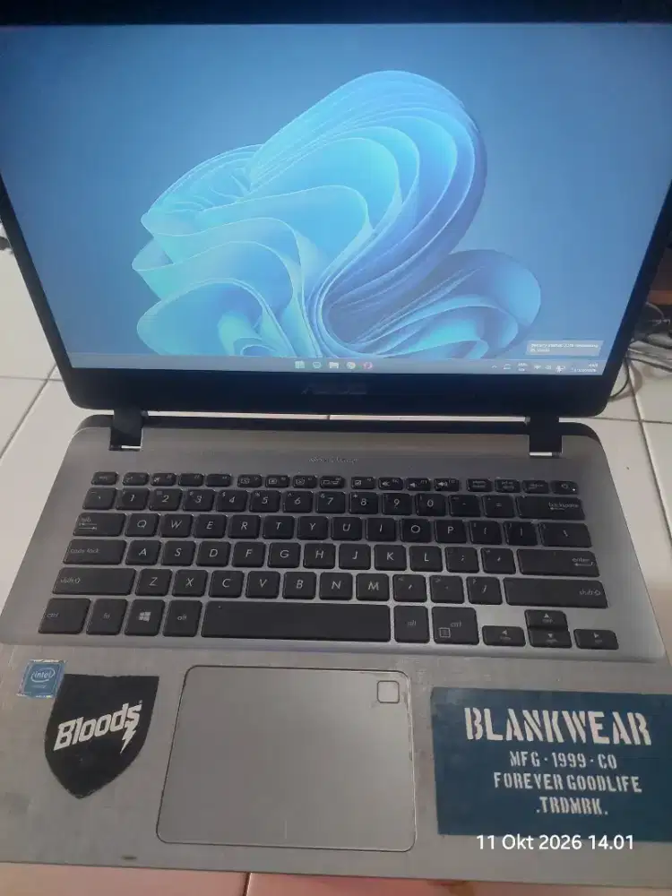 Leptop vivobook asus A407ma