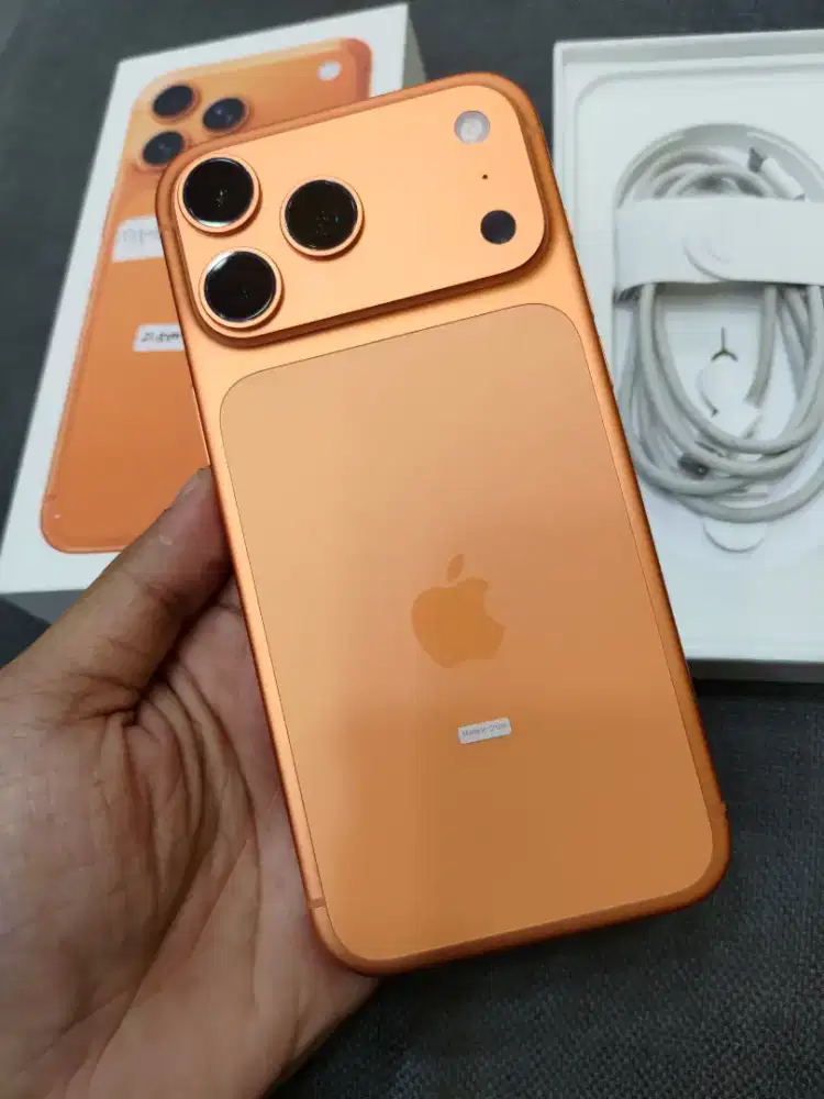 iPhone 17 Pro Max 256 iBox Like New Fullset Original