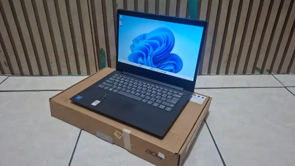 Laptop Lenovo Ideapad Slim 3