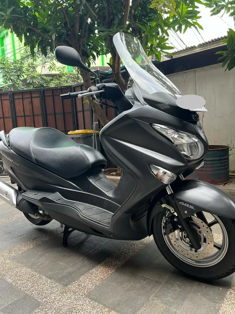 Suzuki Burgman 200 Tahun 2015 Very LOW KM