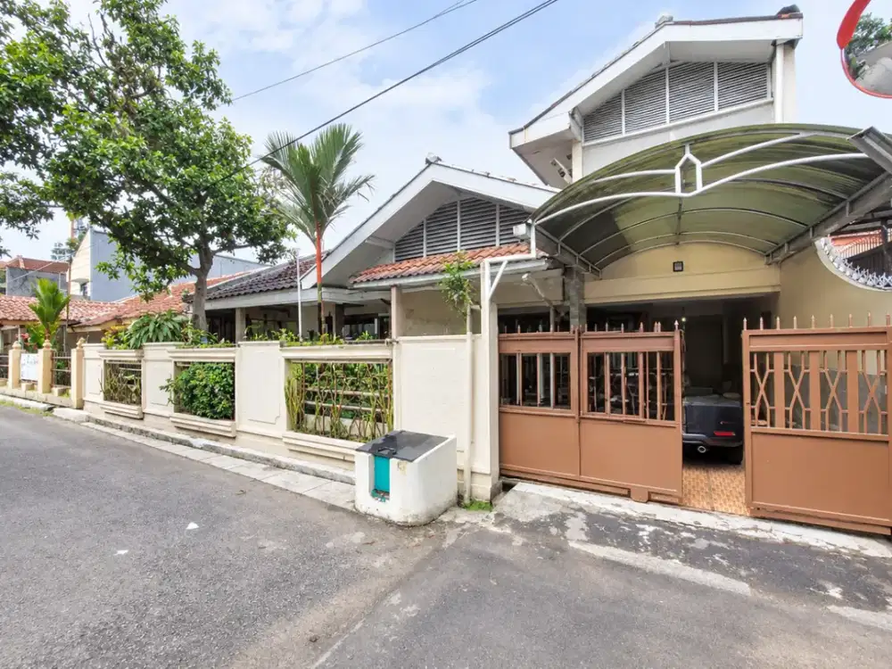 Dijual Cepat Rumah Lama Terawat di Turangga Buahbatu Bandung