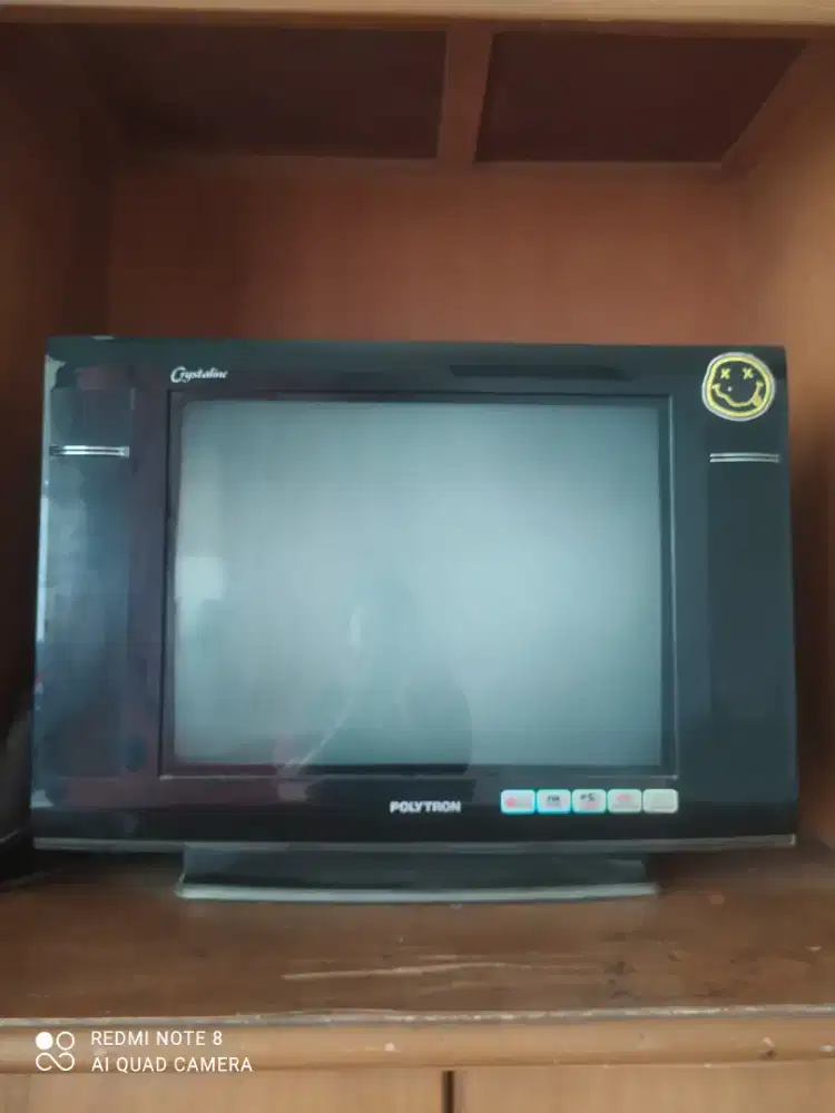 Tv tabung slim merk Politron + remote