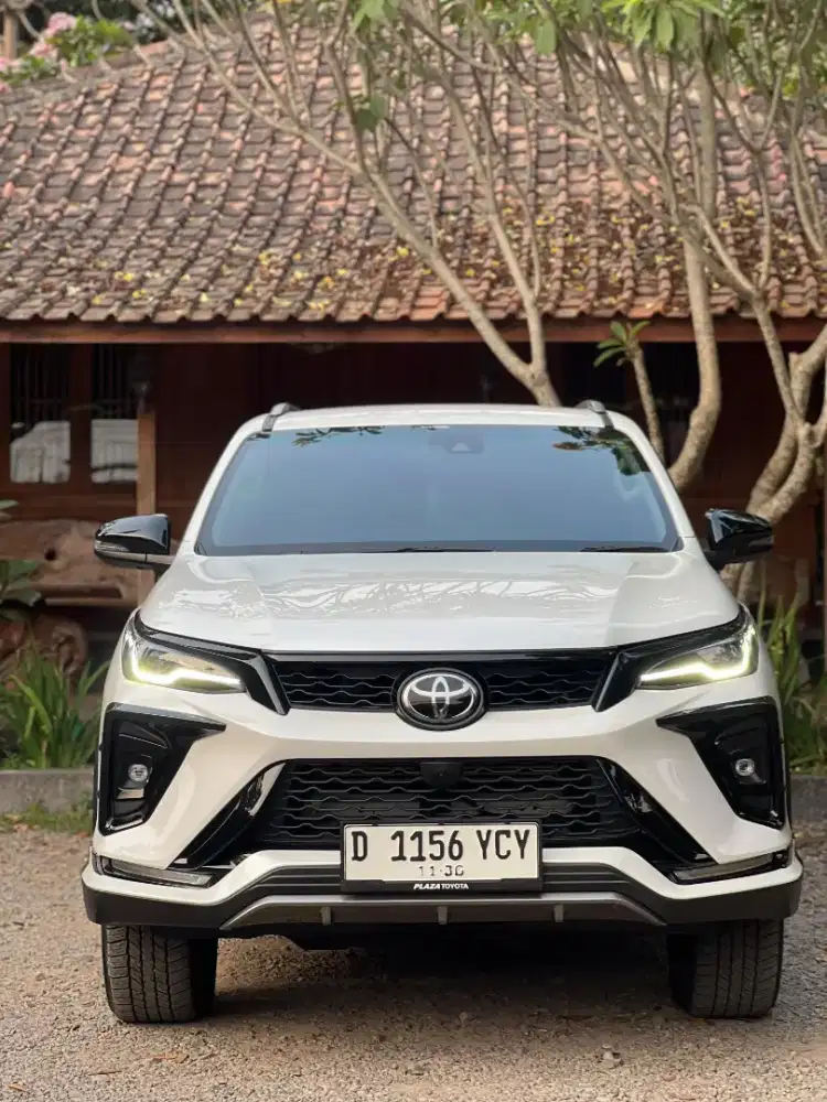 FORTUNER 2.8 VRZ GR TSS LEGENDER