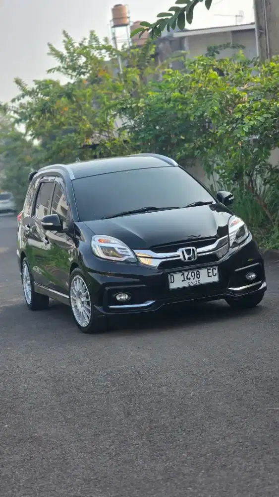 Honda mobilio rs cvt 2015