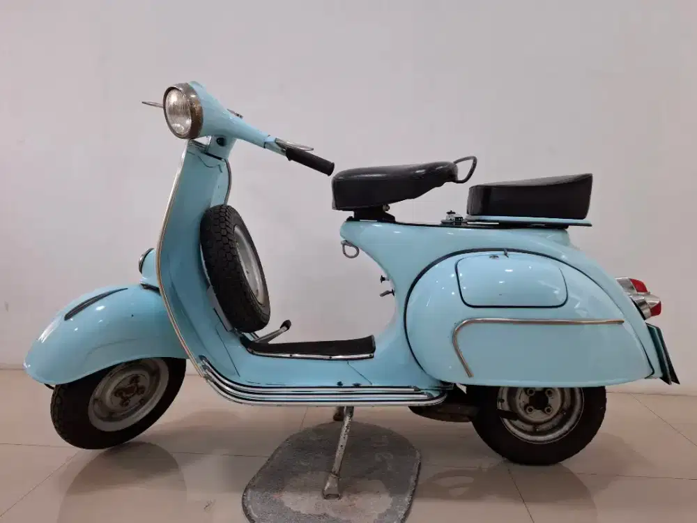 Vespa VBB dan Super 1974