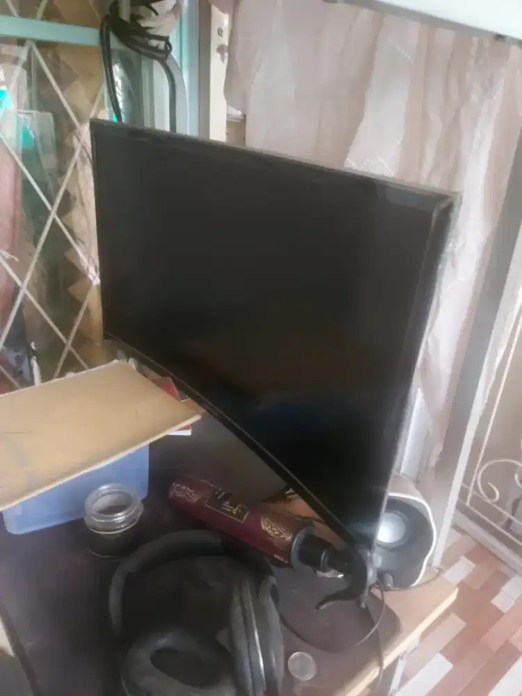 Monitor Komputer samsung dan CPU